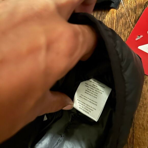 New Boy’s Eddie Bauer Coat - Picture 2 of 4